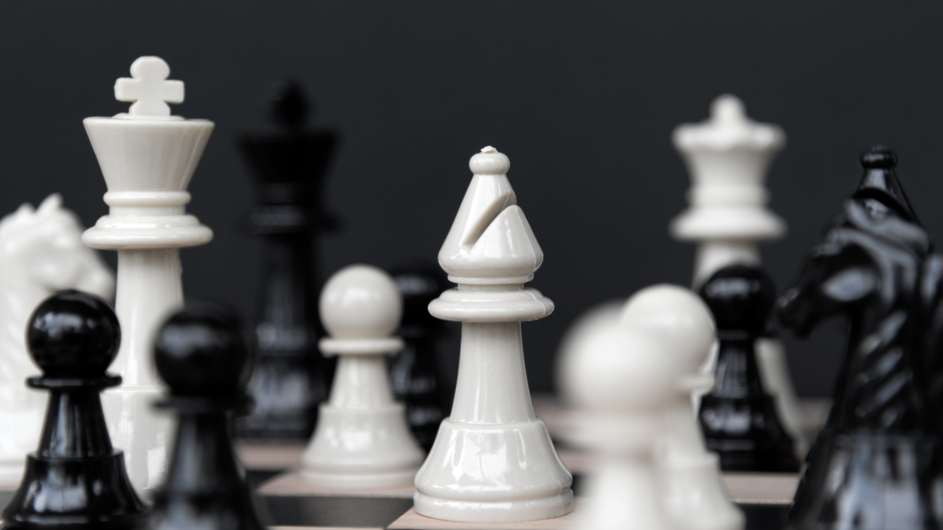 How Leadership Coaching Aligns Teams with Strategic Goals